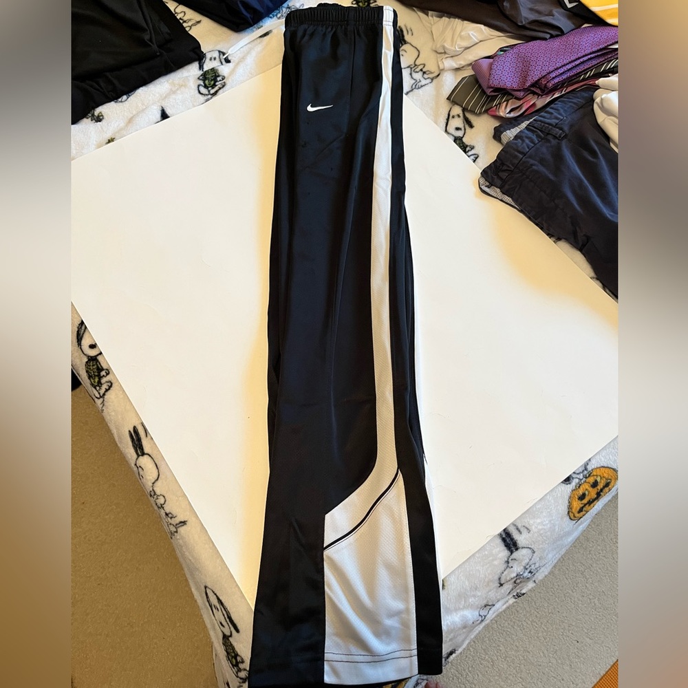 Nike Track Pants Youth - Size 14-16 (L)